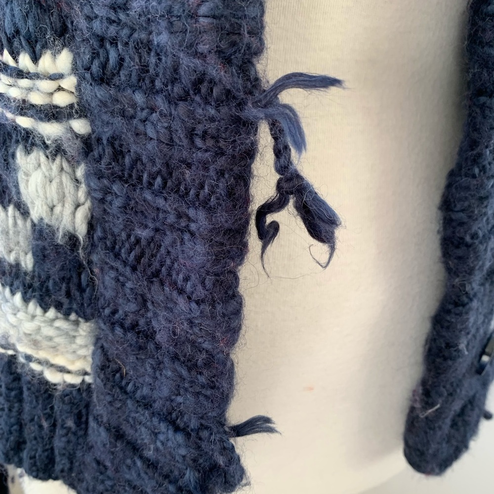KENJI cozy distressed thick hoody cardigan - Picture 4 of 9